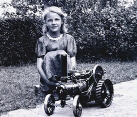 Christine and Bunty 1946 Christine and Bunty the traction engine 1946
