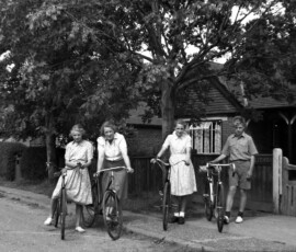 The Cycling Davies Family1949 The Cycling Davies Family1949